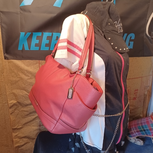 Coach carrie - Picture 9 of 9